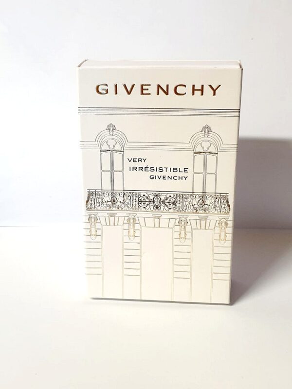 Coffret de Miniature de parfum Very irrésistible de Givenchy